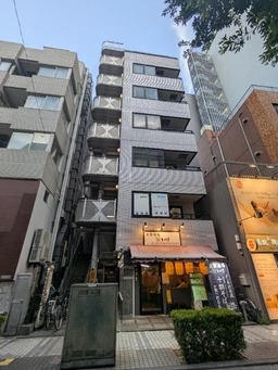【KKM1003】川崎駅徒歩5分!スケルトン物件!うち階段で2フロア!美容室相談可能!外観