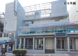 相鉄いずみ野線「緑園都市」駅徒歩1分。事務所仕様。サービス、物販業態歓迎。外観