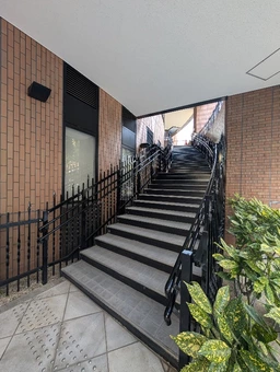 サンノミヤ南｜公園に隣接する穏やかな立地外観