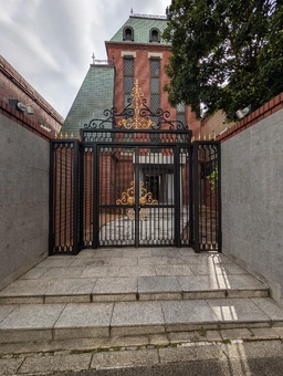 北野異人館エリア｜雰囲気ある洋館建物一棟賃貸外観