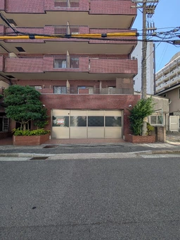 春日野道1F|市場が賑わう地域です外観