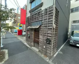 ■西日暮里駅 徒歩9分 現況:居酒屋 原則現状有姿引渡し【臭いの強い業態は要相談、時間制限相談(近隣への配慮要す)】外観