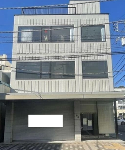 ■逗子駅 徒歩3分 現況:呉服店事務所居抜き物件 【軽飲食可】外観