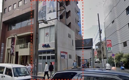 明治通り沿いの路面店舗です!2階建ての1棟店舗!屋上看板使用可能!飲食不可。外観