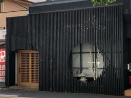 新松戸駅 徒歩9分 ゆりのき通り沿い 1F〈103号室〉和食店居抜き物件 【飲食可】外観