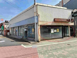 ■オススメポイント!■①江古田駅徒歩2分②ゆうゆうロード商店街に面した1階・14.96坪③間口:約6.3m④重飲食可能