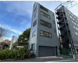 【FH1010】築地4分、新富5分 156㎡1棟貸し 各階25㎡ほど 事務所、店舗可能 軽飲食相談可 賃料660,000外観