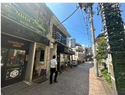 西荻窪駅徒歩1分　bar居抜き外観