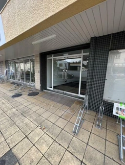 ■川口駅 徒歩10分 現況:事務所仕様物件 【飲食不可】外観