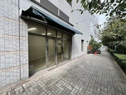 町屋駅前タワーマンション1階【飲食以外ご相談】外観