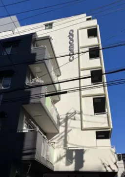 【MT1017】武蔵小杉駅徒歩4分。1階 事務所仕様の区画です。学習塾、クリニックなどご相談可能。外観