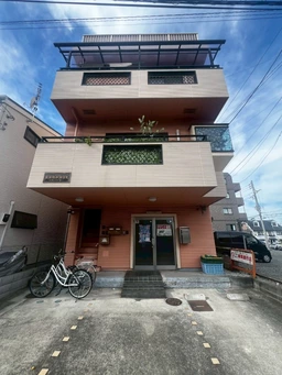 「坪8千円台!ふじみ野駅9分18坪」ふじみ野駅徒歩9分 事務所仕様居抜き 各業種相談可 【飲食可(重飲食不可)】外観