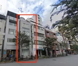 神泉駅3分文化村通りに面する一棟テナントビル!サービス、物販、事務所仕様に最適です【飲食不可】