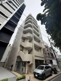 外苑前駅 徒歩1分 スケルトン物件 前テナント:クリニック カフェOK【軽飲食程度相談可】外観