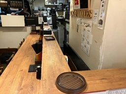 オフィス街のラーメン店 居抜き外観