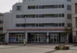 若葉台駅 徒歩1分◆南口出て走れば5秒の超駅前好立地◆物販やサービス店舗に最適◆飲食不可◆スケルトン◆外観