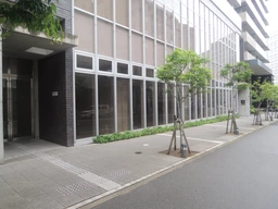 磯上オフィスエリア｜1F路面店舗外観