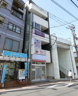 北千住駅 徒歩1分 現況:物販 その他居抜きなど物件 【飲食不可】外観