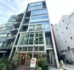 渋谷駅 徒歩5分 スタジオ・ホール居抜き物件 【重飲食可】演奏可能/ 深夜営業可能/ 防音処理あり外観