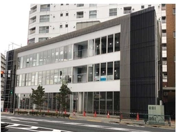 久米川駅徒歩1分　飲食可　スケルトン渡し外観