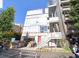 文化センター通り沿いの路面店舗です!3階も募集中!