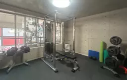 新丸子駅徒歩1分 居抜き物件外観