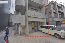 外苑前駅徒歩1分!青山通りからすぐの立地です!路面店舗なので視認性!前面スペース使用ご相談可