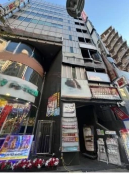 日暮里駅 徒歩2分 スケルトン物件 【重飲食可】外観