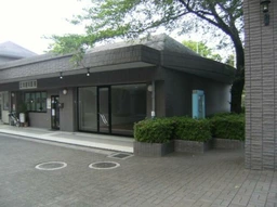 ■北本駅 バス8分、バス停より停歩1分 現況:その他 その他居抜きなど物件 【飲食可】