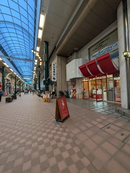 元町商店街アーケード内１F｜※営業中につき当社に無断訪問は厳禁です