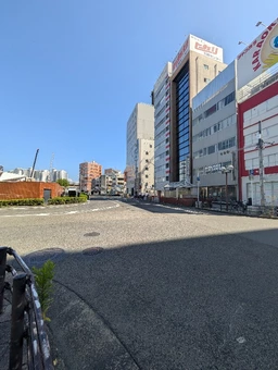 JRコウベ駅バスロータリー前の１Ｆ｜駅前リニューアル計画進行中