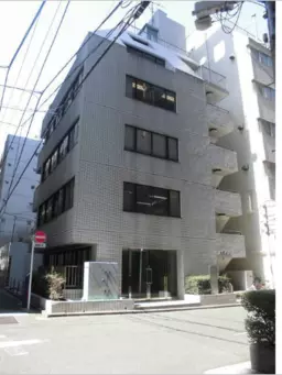 八丁堀駅 徒歩3分 現況:事務所使用【軽飲食可】喫煙不可。 楽器不可。