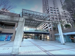 住居９棟約１，０００世帯が囲む店舗棟【ガス設備なし】