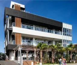 片瀬江ノ島駅 徒歩2分 湘南の商業施設 　2階【業種相談】