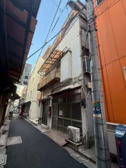 ☆築地駅 徒歩6分 現況:飲食(その他) 飲食居抜き物件 【飲食可】☆外観