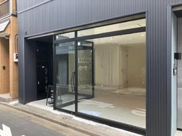 独立開業者にオススメ　最寄り駅から徒歩２分　１階と路面店