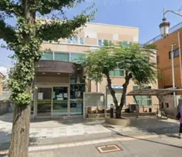 谷保駅 徒歩3分 都道146号　大学通り沿い 　1～2階外観