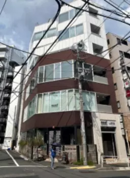 恵比寿駅徒歩4分の好立地！各種業種ご相談ください。天井高:約2,750mm　５階