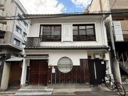 烏丸御池駅 徒歩3分 現況:居酒屋 飲食居抜き物件 【飲食可】外観