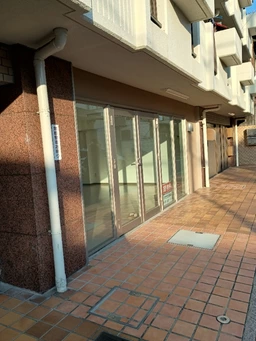 地下鉄「二条城前」駅から徒歩５分！　