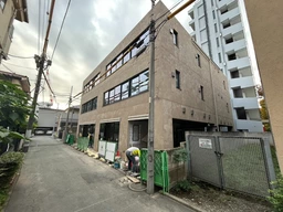 調布駅南口ロータリー徒歩1分 2026年1月新築 1階スケルトン 間口7500以上【重飲食、物販サービス、その他業種可】外観