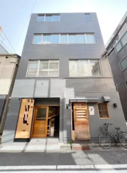 人形町駅 徒歩4分 現況:寿司・割烹 飲食居抜き物件 【飲食可】複数駅利用可能な好立地物件です！詳細業種はご相談下さい。外観