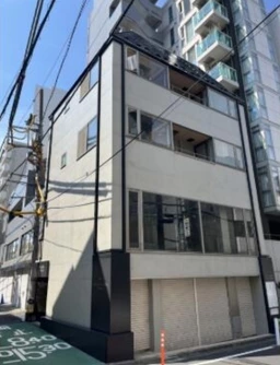 六本木駅 徒歩9分 大横丁坂沿い 2Fスケルトン物件 【飲食可】