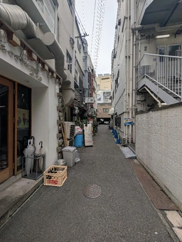 モトマチ裏通り｜2F