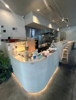 成城学園前駅から徒歩1分！テイクアウト店の居抜き物件！！外観