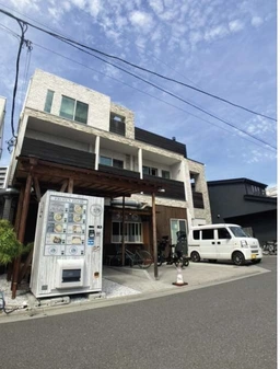 辻堂駅徒歩4分　飲食可外観