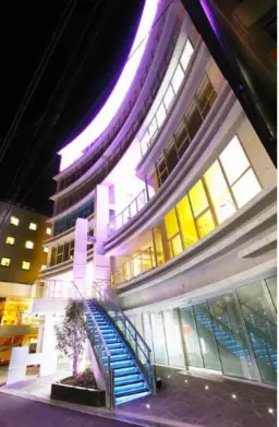 稲毛駅 徒歩1分 スケルトン物件 【飲食不可】外観