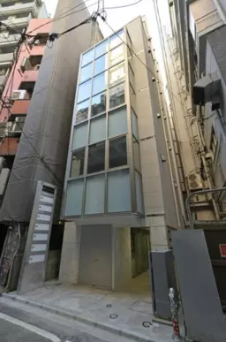 六本木駅 徒歩1分 【飲食可】