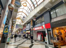 中野サンモール内！商店街面に窓面有り！商店街より専用階段有り！軽飲食相談可！