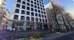 明治通り沿いの間口が広い路面店舗です！ショップ・シェアオフィス複合施設！